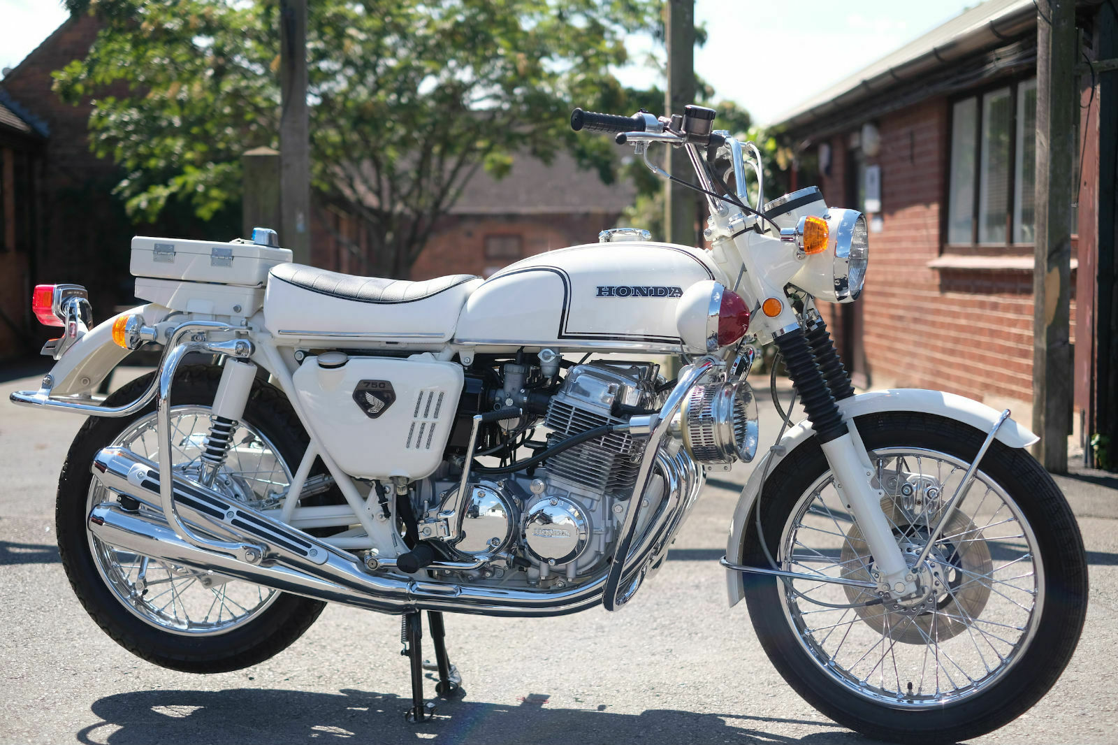 Honda CB750-Four K0 police bike